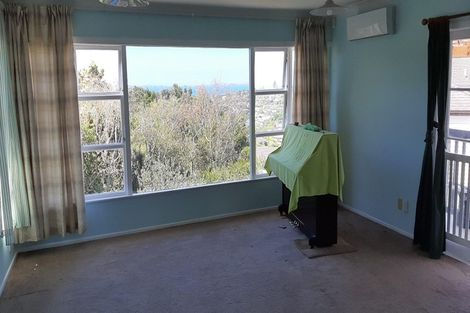 Photo of property in 377 East Coast Road, Mairangi Bay, Auckland, 0630