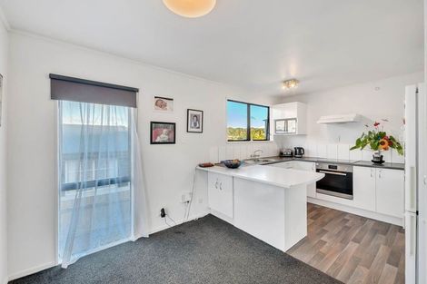 Photo of property in 206 Solar Road, Glen Eden, Auckland, 0602
