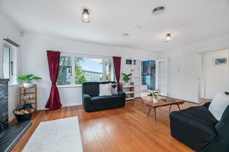 Photo of property in 66 Don Buck Road, Massey, Auckland, 0614