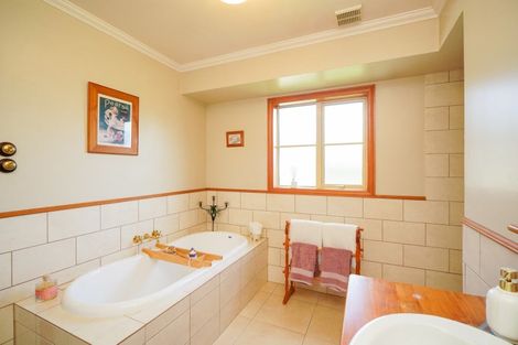 Photo of property in 38b Winton Lorneville Highway, Winton, 9781