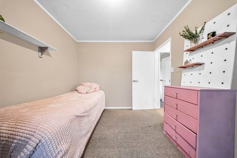 Photo of property in 5 Leven Lane, Totara Heights, Auckland, 2105