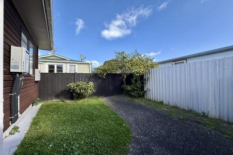 Photo of property in 14a Mason Street, Moera, Lower Hutt, 5010