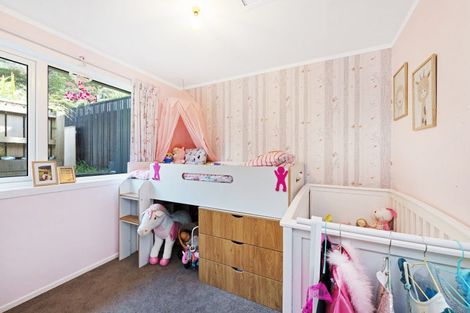 Photo of property in 107f1 Allington Road, Karori, Wellington, 6012