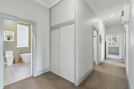 Photo of property in 16 Motu Street, Saint Clair, Dunedin, 9012