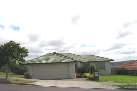 Photo of property in 7 Fulmar Way, Unsworth Heights, Auckland, 0632