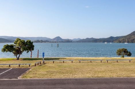 Photo of property in 611 Beach Road, Whangamata, 3620