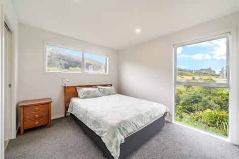 Photo of property in 54 Koreke Close, Kenepuru, Porirua, 5022