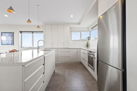 Photo of property in 5 Craigieburn Lane, Mount Pleasant, Christchurch, 8081