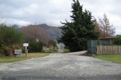 Photo of property in 202 Beacon Point Road, Wanaka, 9305