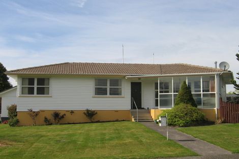 Photo of property in 2 Minerva Place, Sunnybrook, Rotorua, 3015