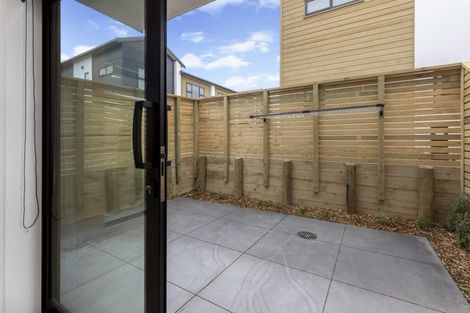 Photo of property in 15-15a The Strand, Wainuiomata, Lower Hutt, 5014
