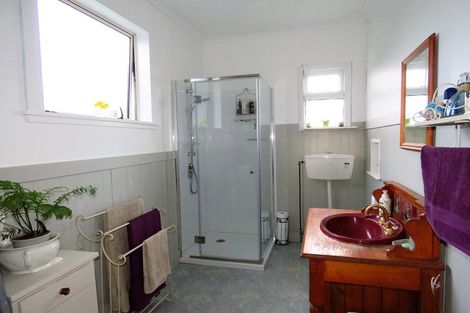 Photo of property in 2 Curtis Street, Hector, 7822