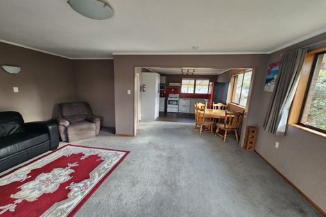Photo of property in 10b Taurus Place, Kawaha Point, Rotorua, 3010