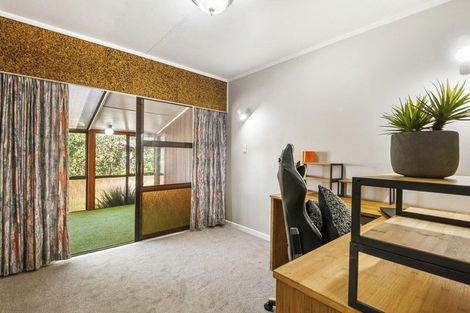 Photo of property in 55 Blakeborough Drive, Forrest Hill, Auckland, 0620