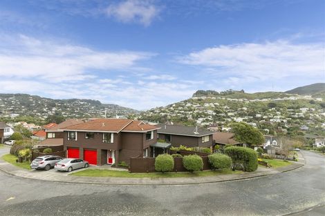 Photo of property in 35 Thatcher Crescent, Crofton Downs, Wellington, 6035