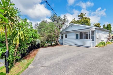Photo of property in 21 Glendale Road, Glen Eden, Auckland, 0602