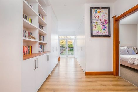 Photo of property in 86 Saint Martins Road, Saint Martins, Christchurch, 8022