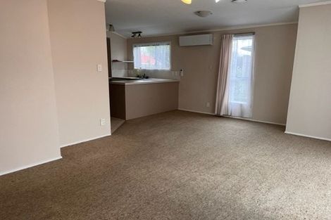 Photo of property in 2/5 Merriefield Avenue, Forrest Hill, Auckland, 0620