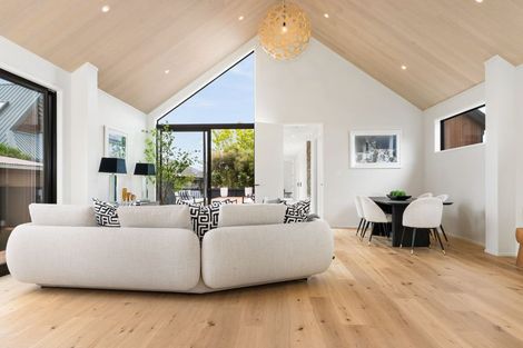 Photo of property in 59 Main Road, Redcliffs, Christchurch, 8081