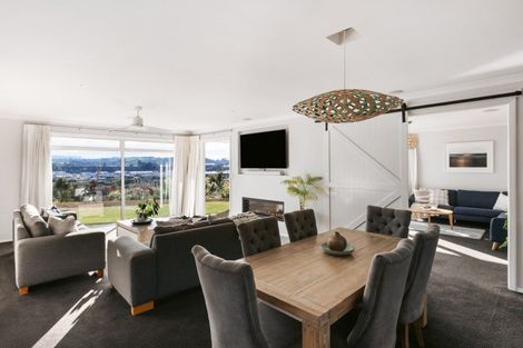 Photo of property in 40 Broadwater Close, Pyes Pa, Tauranga, 3112
