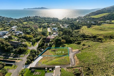 Photo of property in 66 Muri Road, Pukerua Bay, 5026