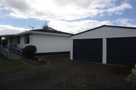 Photo of property in 25 Grange Avenue, Nawton, Hamilton, 3200