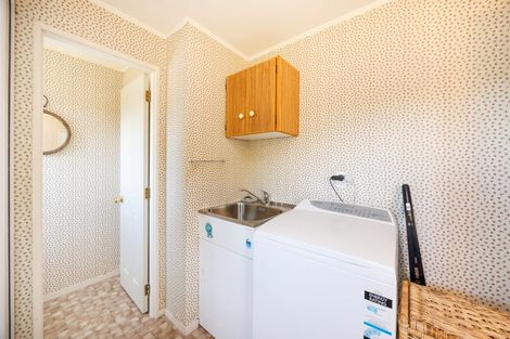 Photo of property in 44 Arnott Street, Maewa, Feilding, 4702