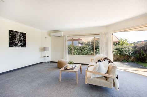 Photo of property in 52 Neeve Road, Taradale, Napier, 4112