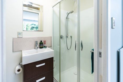 Photo of property in 6 Maybury Way, Island Bay, Wellington, 6023