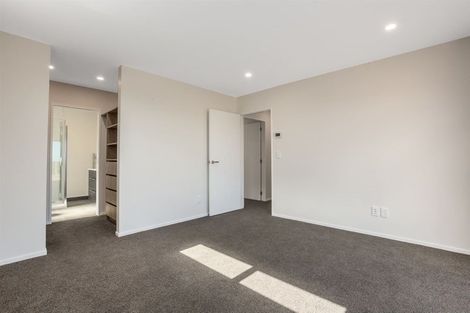 Photo of property in 64 Kakariki Grove, Waikanae, 5036