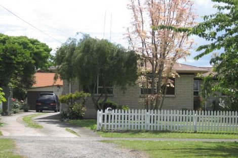 Photo of property in 295 Shakespeare Street, Leamington, Cambridge, 3432