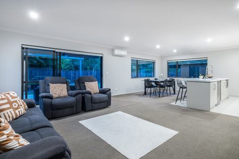 Photo of property in 38 Moonsail Drive, Whitby, Porirua, 5024