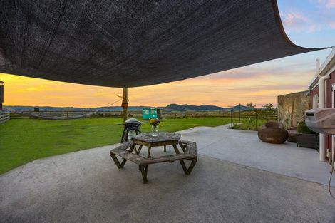 Photo of property in 555 Bickerstaffe Road, Maungaturoto, 0587