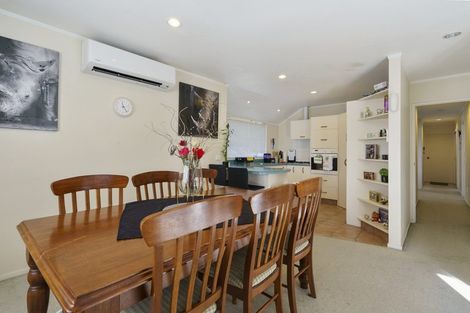 Photo of property in 16 Murray Court, Paraparaumu Beach, Paraparaumu, 5032