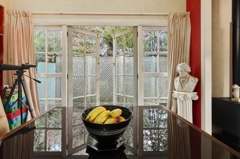 Photo of property in 27 Wattle Street, New Lynn, Auckland, 0600