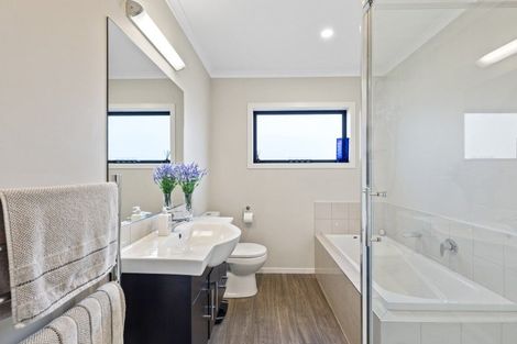 Photo of property in 15 Peter Way Place, Glenview, Hamilton, 3206