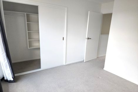 Photo of property in 40 Rauemi Way, Te Atatu South, Auckland, 0610