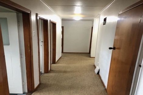 Photo of property in 3166 Great North Road, New Lynn, Auckland, 0600