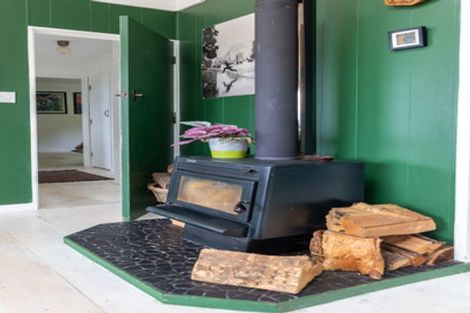 Photo of property in 104 Tosswill Road, Tahunanui, Nelson, 7011