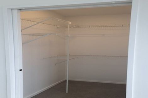 Photo of property in 15/62u Spenmoor Street, Newlands, Wellington, 6037