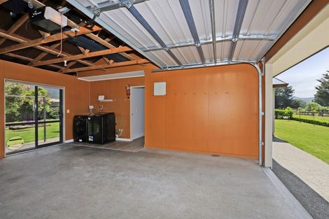 Photo of property in 16 Airini Road, Waimarama, Havelock North, 4294