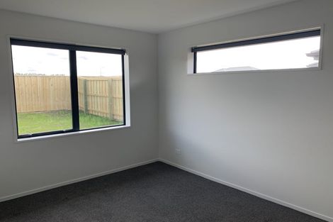 Photo of property in 38 Eileen Way, Rolleston, 7615