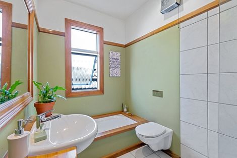 Photo of property in 11 Massey Crescent, St Albans, Christchurch, 8014