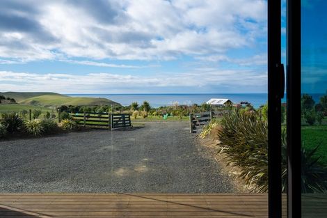 Photo of property in 380 Thorburn Road, Waikouaiti, 9472