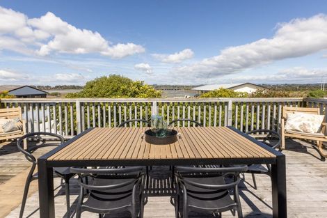 Photo of property in 78 Charles Street, Westshore, Napier, 4110
