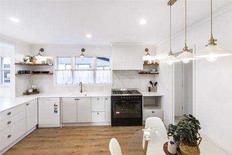 Photo of property in 98 Amyes Road, Hornby, Christchurch, 8042