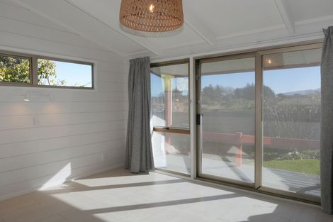 Photo of property in 1 Makora Road, Otaihanga, Paraparaumu, 5036