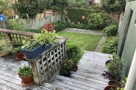Photo of property in 8 Goring Street, Thorndon, Wellington, 6011