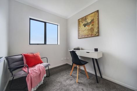 Photo of property in 4 Coachman Drive, Flat Bush, Auckland, 2016