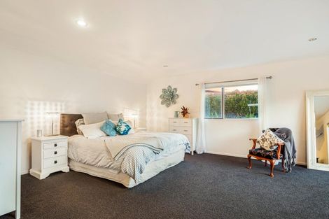 Photo of property in 68 Princes Street, Riverhead, 0820